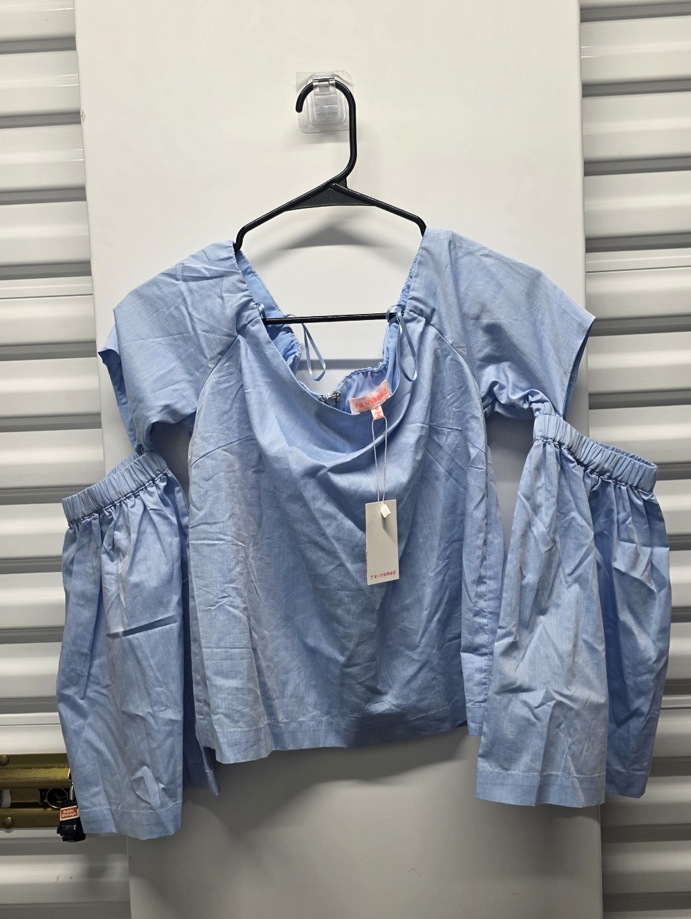 re:named Light Blue Cold-Shoulder Peasant Blouse Feminine Soft Girl Women M